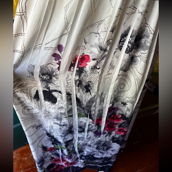 Satin maxi - Picture 3 of 3